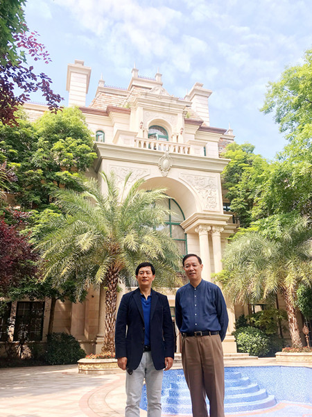 中国旅游协会张润钢副会长访问大陆希望集团
